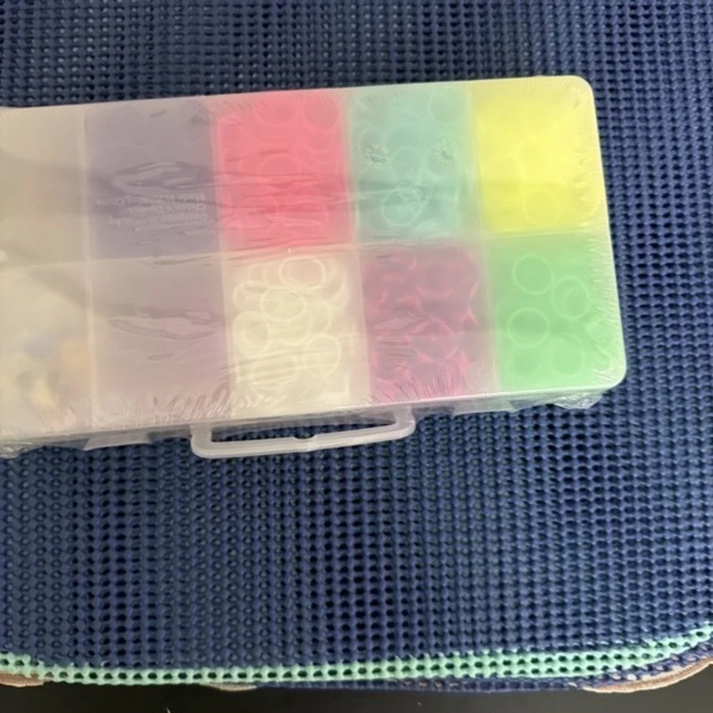 Rainbow ‎ Loom  Loomi‑Pals  Mini  Combo  Bracelet  Making Kit (R0093).   714